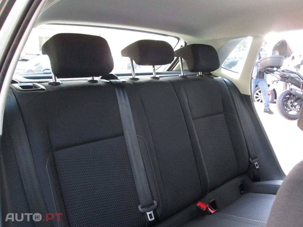 Volkswagen Polo 1.0 TSI Confortline