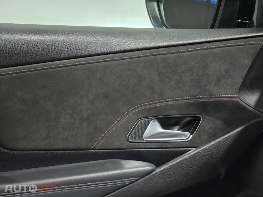 DS DS7 Crossback E-Tense Performance Line EAT8