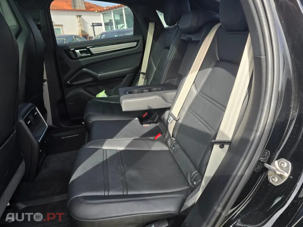 Porsche Cayenne E-Hybrid Tiptronic S