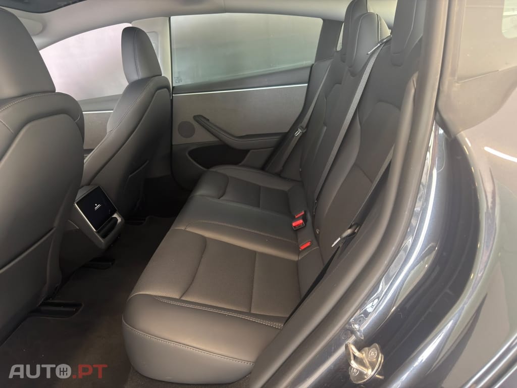 Tesla Model 3 Tração Traseira Premium