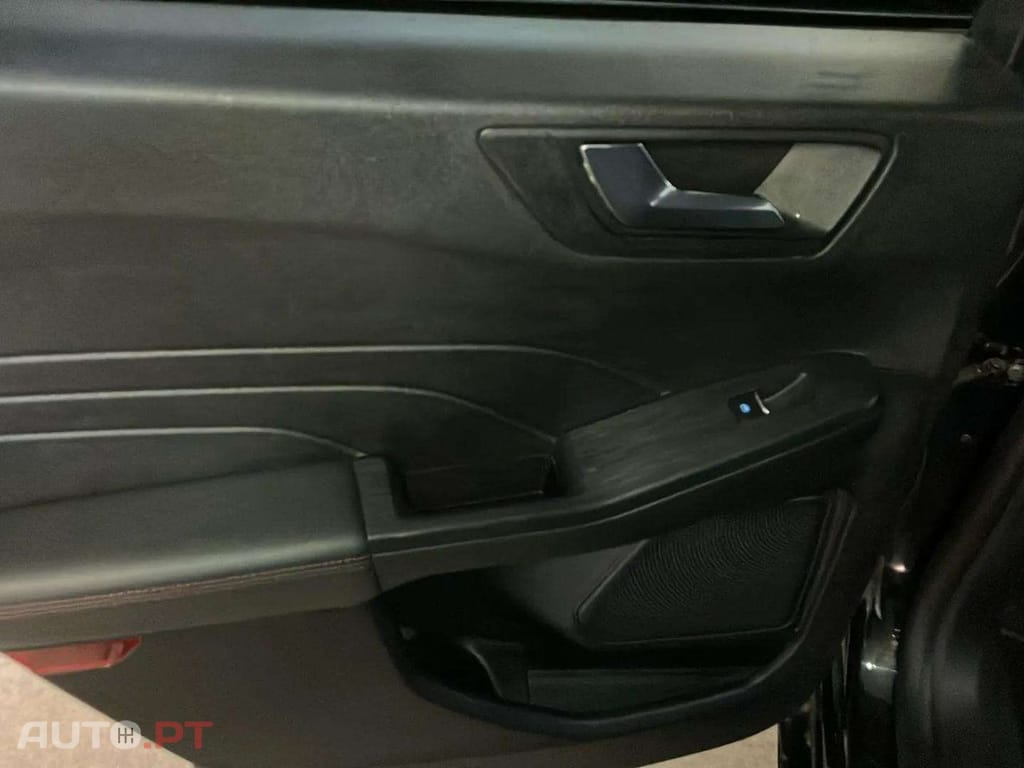 Ford Kuga 1.5 TDCi EcoBlue ST-Line