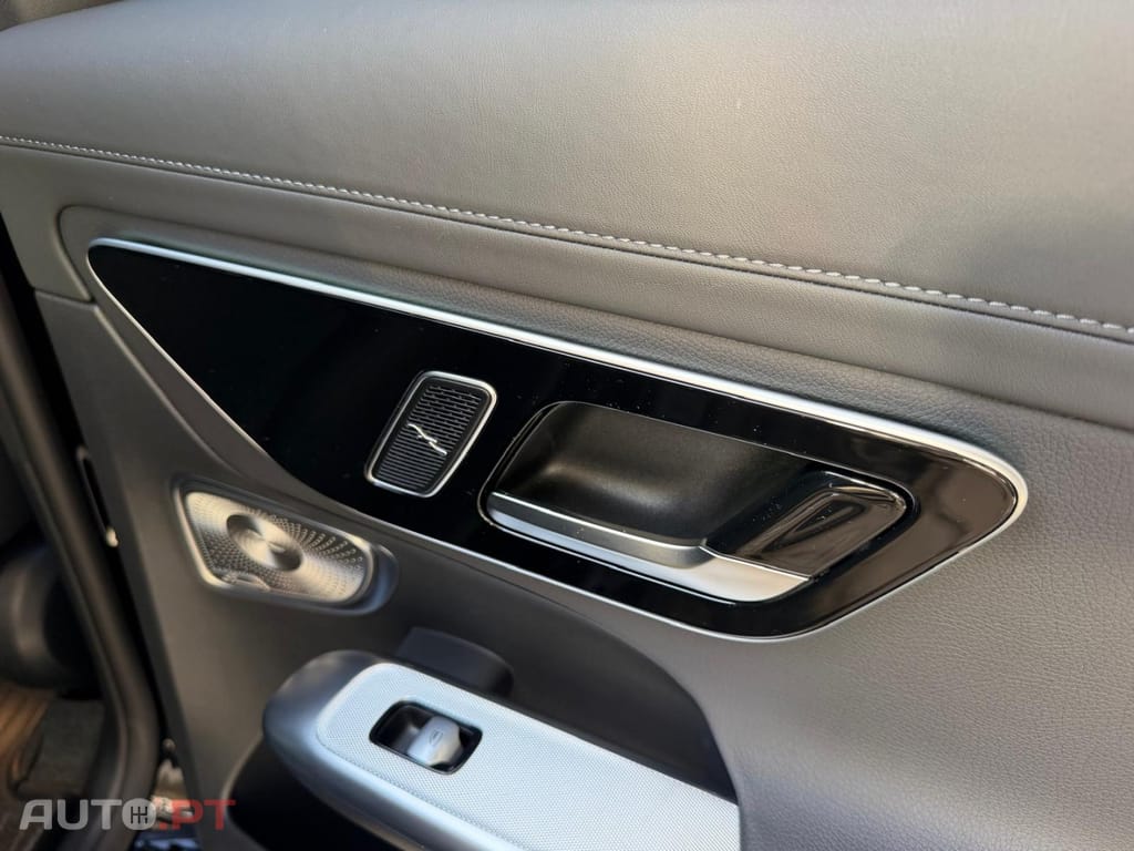 Mercedes-Benz GLC 300 GLC 300 DE 4 MATIC