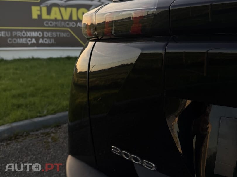 Peugeot 2008 1.2 PureTech Allure Pack EAT8