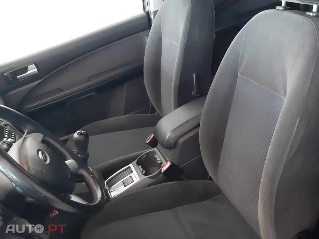 Ford Focus C-Max Ghia 1.6 TDCI 110 CV