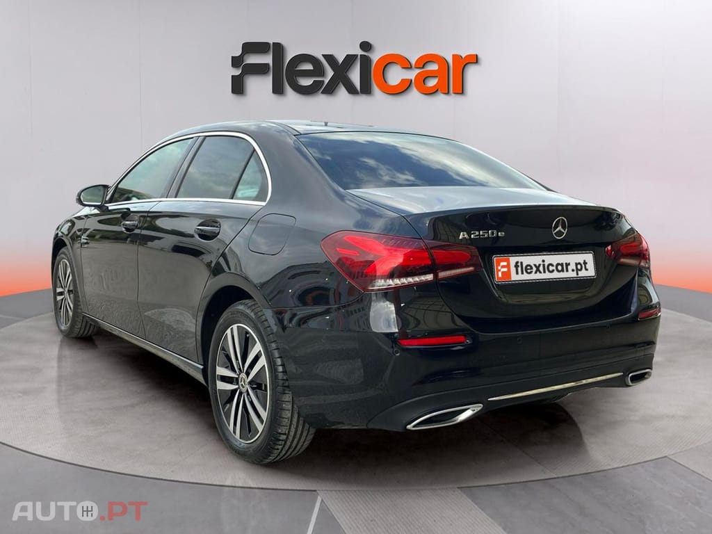 Mercedes-Benz A 250 e Style Plus