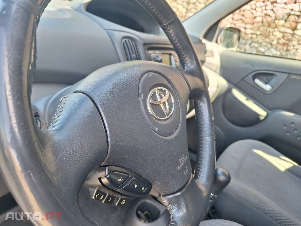 Toyota Yaris Verso 1.4 D-4D Sol