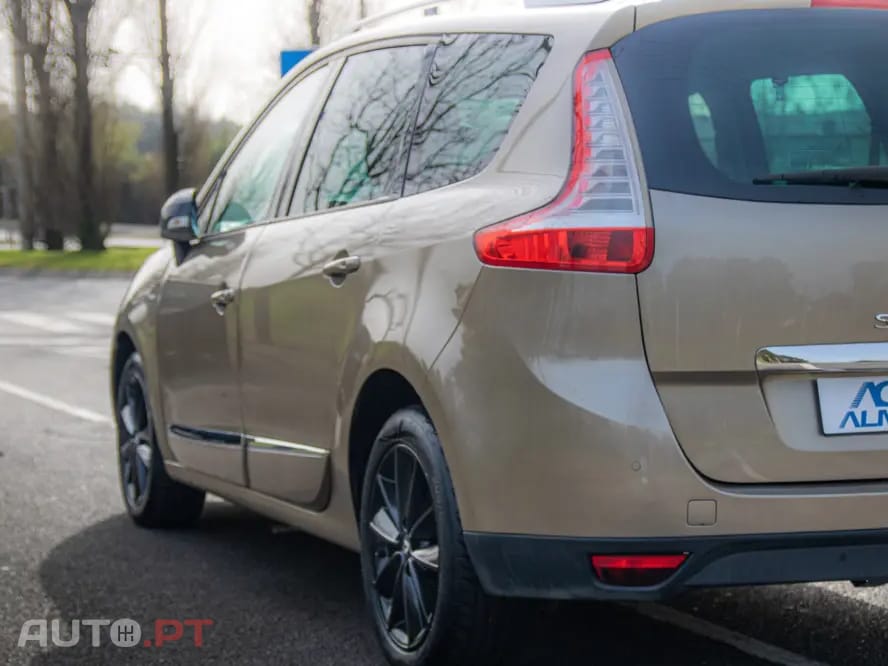 Renault Scénic 1.5 dCi Bose Edition SS