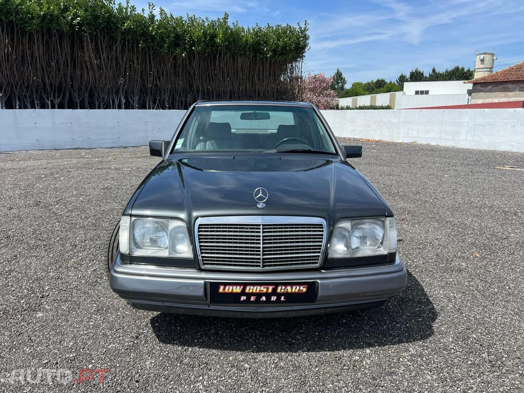 Mercedes-Benz E 280 Classic