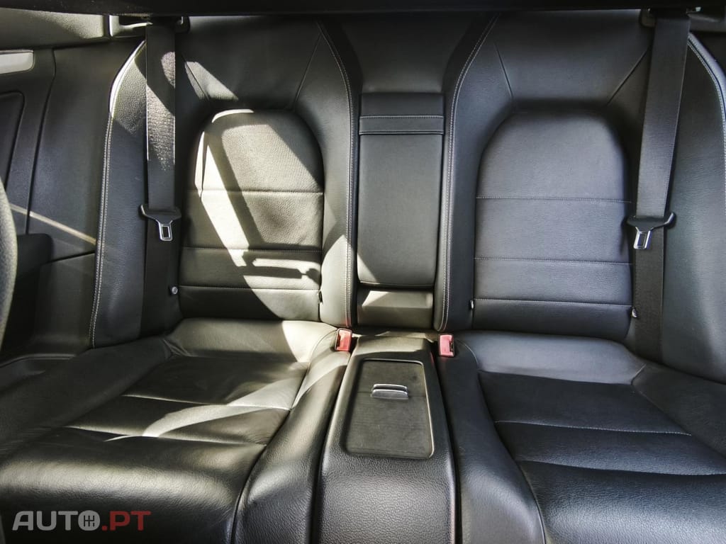 Mercedes-Benz E 250 CGI AMG LINE