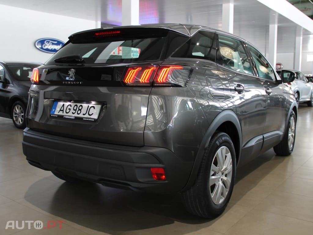 Peugeot 3008 1.5 BlueHDi Active