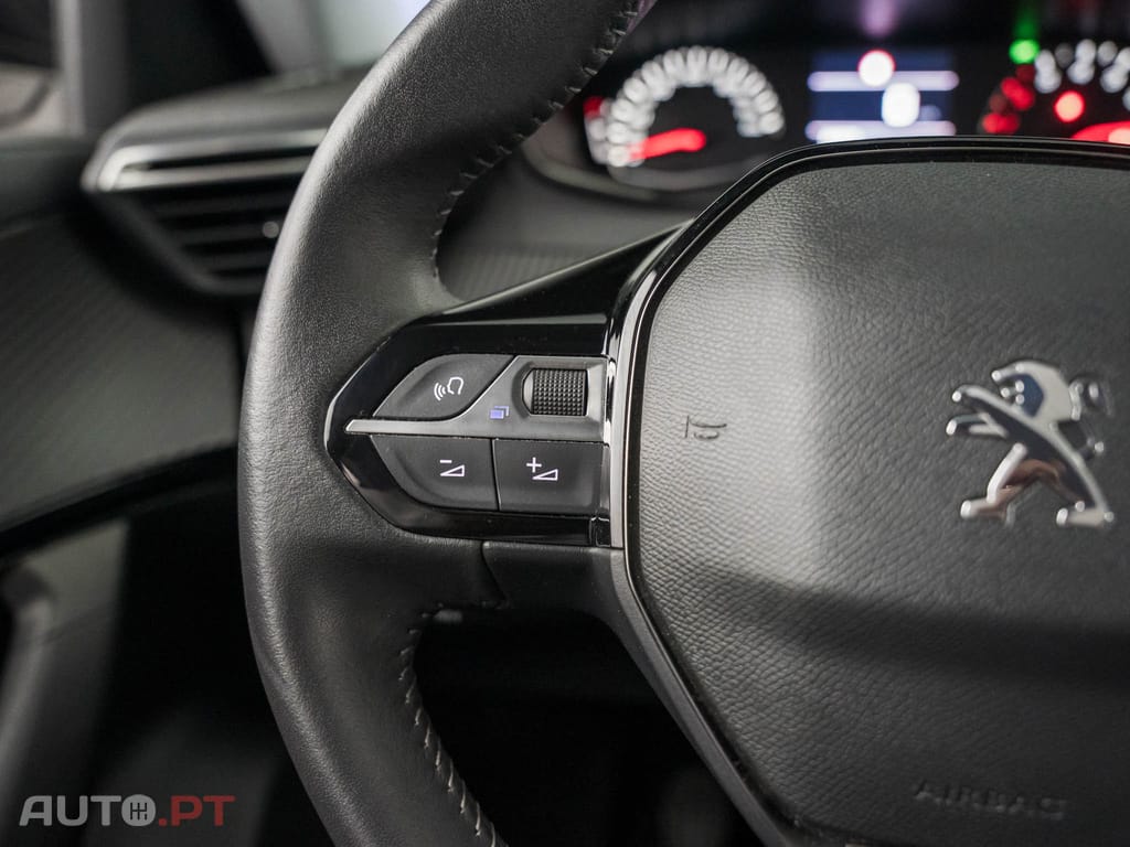 Peugeot 2008 1.5 BlueHDi Active Pack