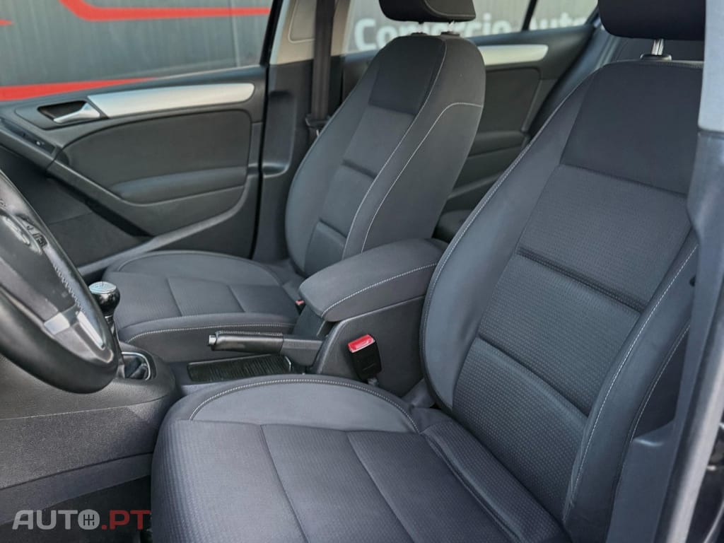 Volkswagen Golf 1.6 TDi Confortline