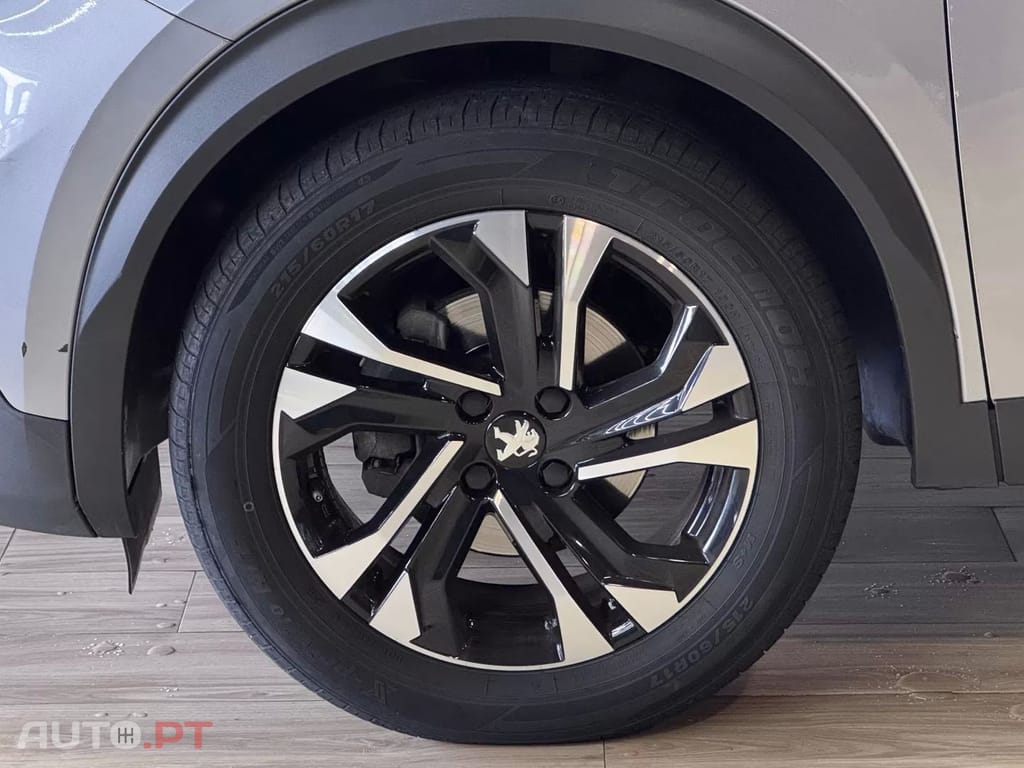 Peugeot 2008 1.2 PureTech Allure Pack