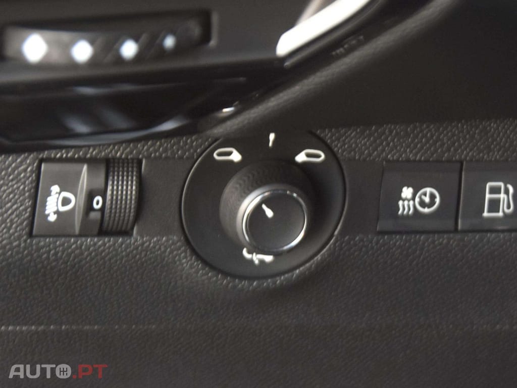 DS DS7 E-Tense Performance Line EAT8