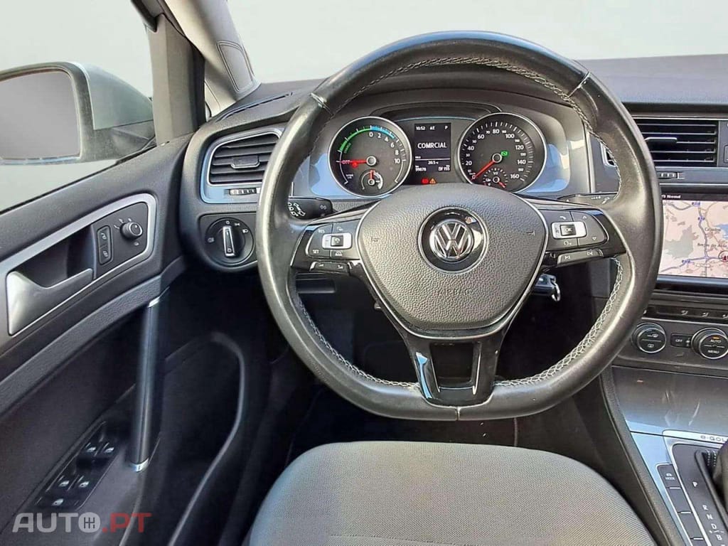 Volkswagen e-Golf AC/DC