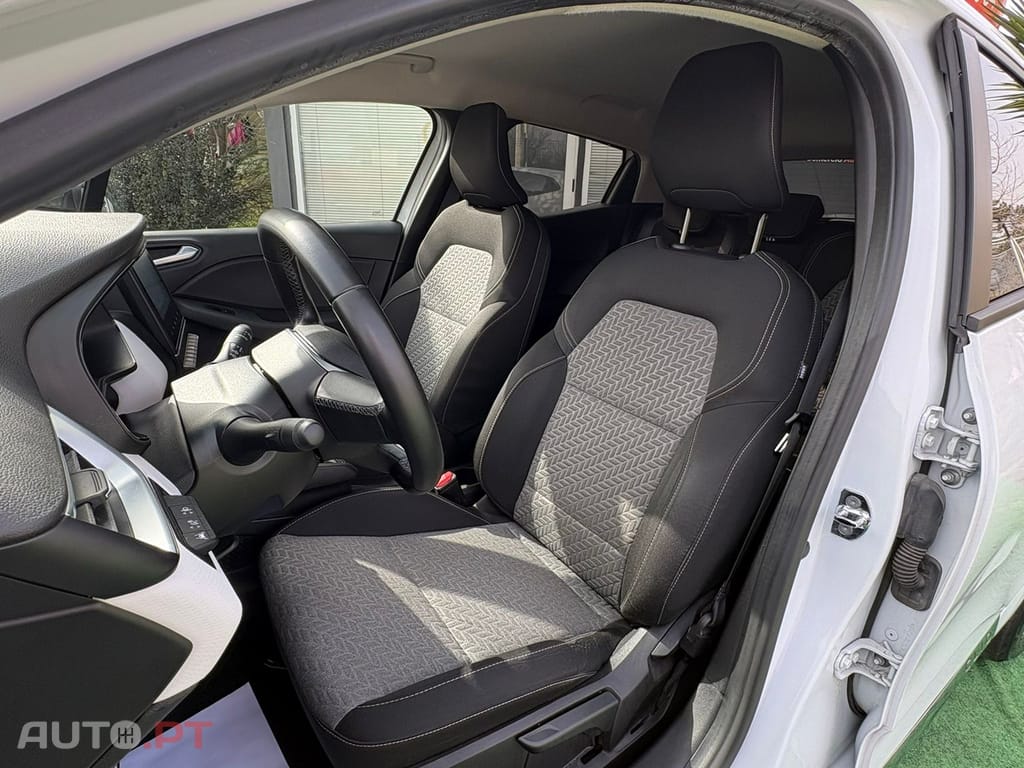 Renault Clio 1.0 TCe Bi-Fuel