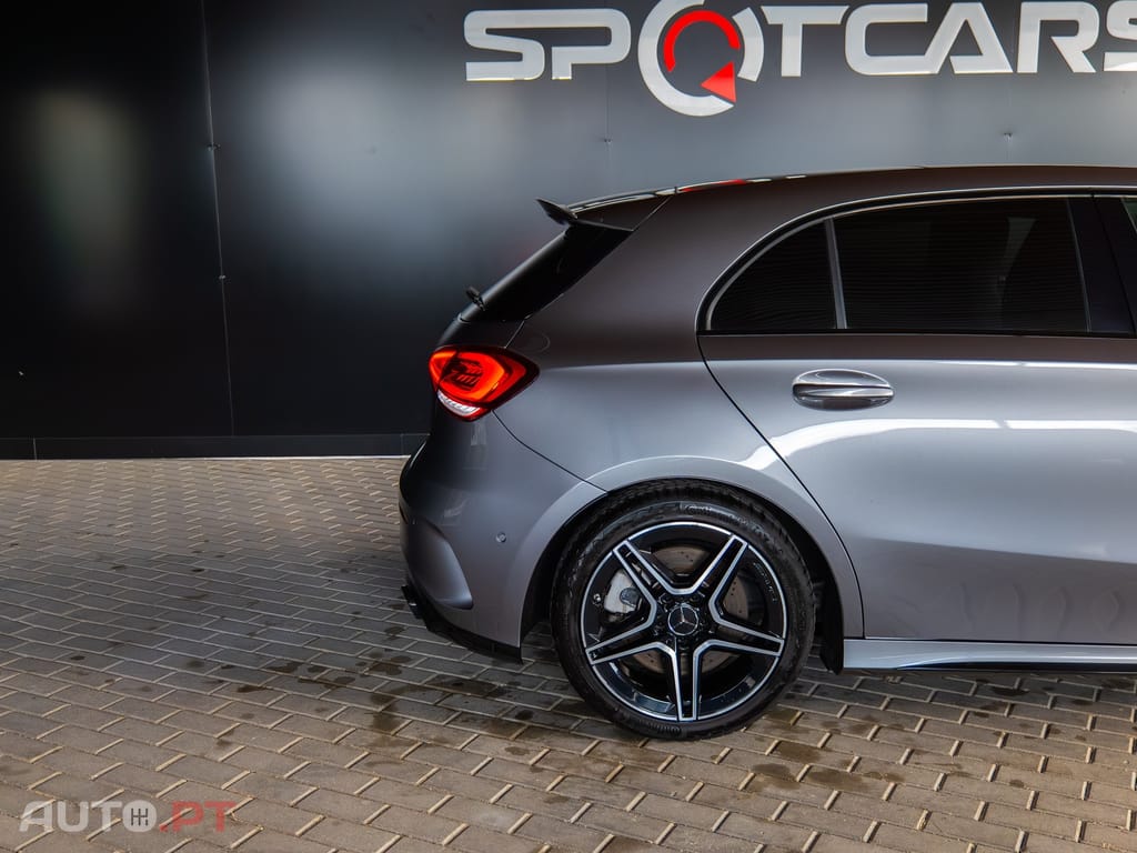Mercedes-Benz A 35 AMG 4Matic Speedshift DCT 7G