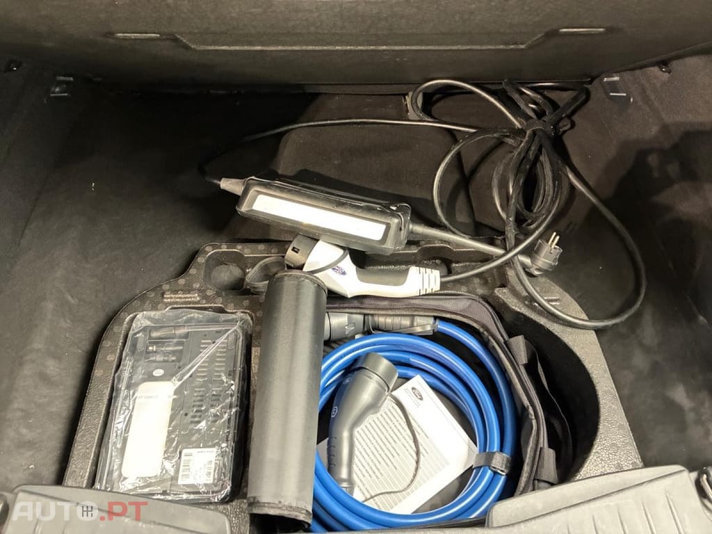 Ford Mustang Mach-E Standard Range