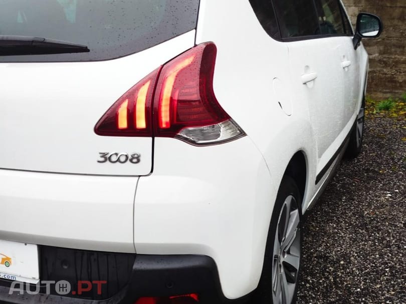 Peugeot 3008 1.2 PureTech Allure