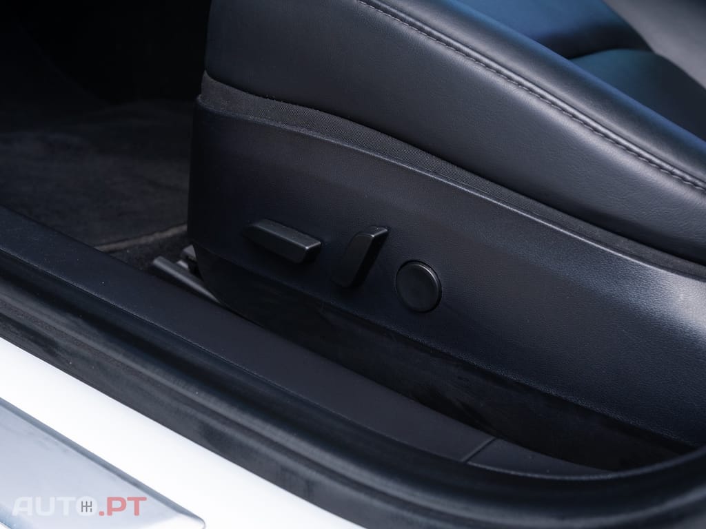 Tesla Model 3 Standard RWD