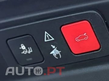 Peugeot 5008 1.5 BlueHDi GT LINE (EAT8)