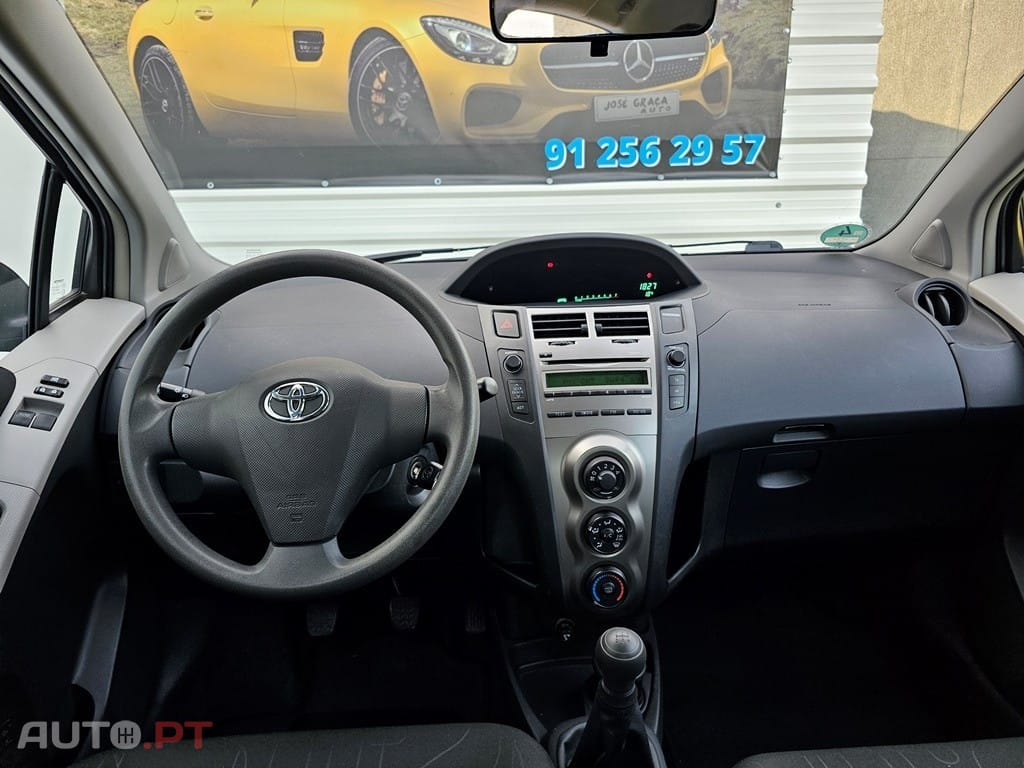 Toyota Yaris 1.0 VVT-i Comfort