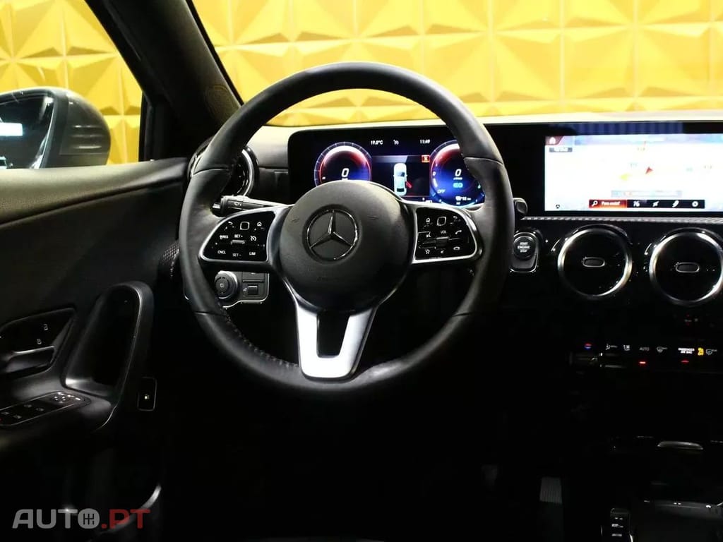 Mercedes-Benz A 250 e Progressive