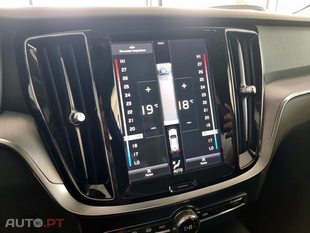 Volvo V60 2.0 T6 AWD TE Inscription Expression — fotografia 38