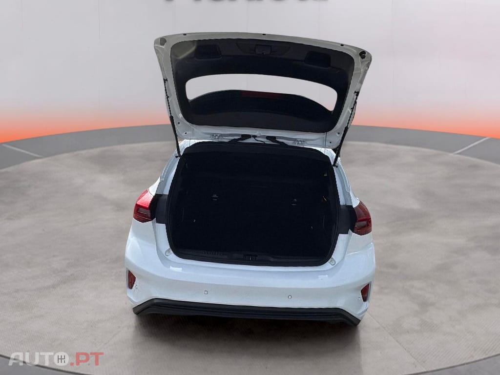 Ford Focus 1.0 EcoBoost MHEV ST-Line