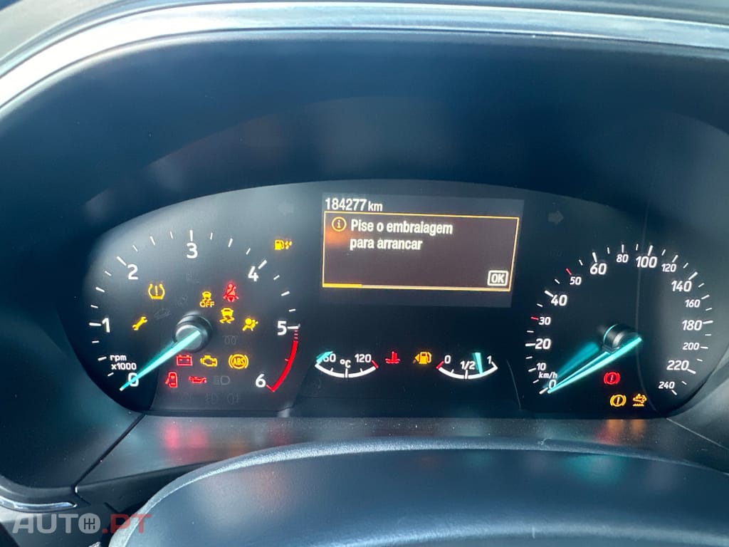 Ford Focus SW 1.5 TDCi EcoBlue Titanium