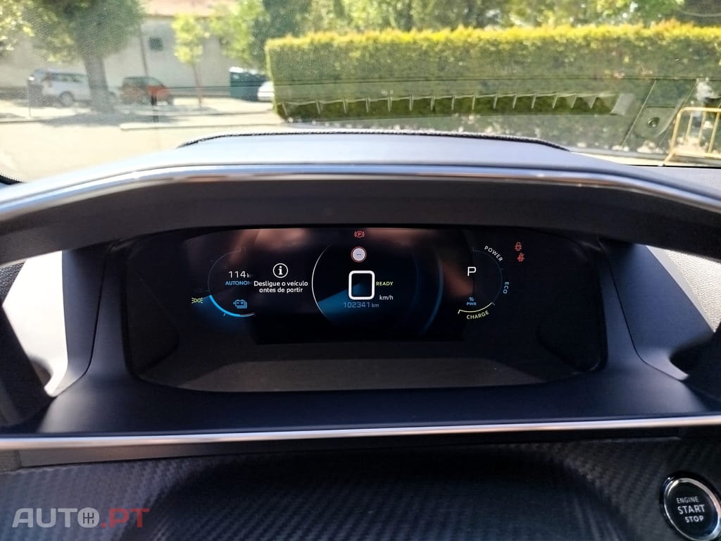 Peugeot 208 Allure 50 kWh 136cv