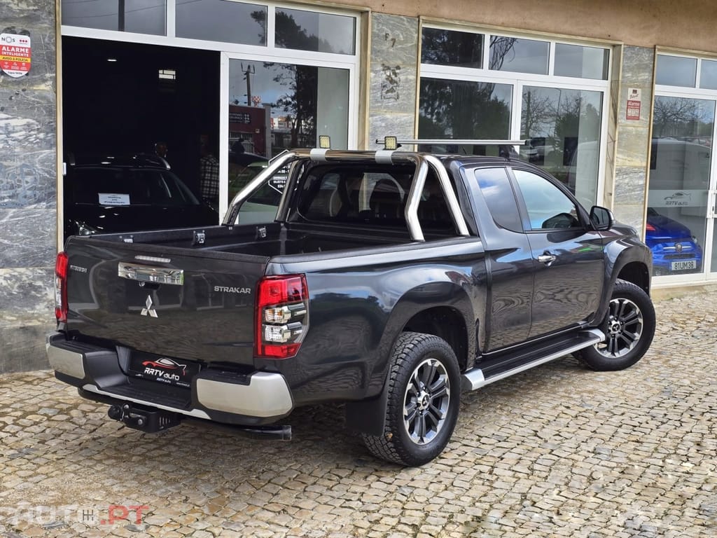 Mitsubishi L200 2.3 DI-D Strakar Club Evolution 4WD