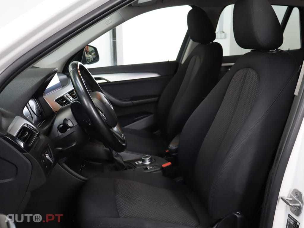 BMW X1 xDrive25e