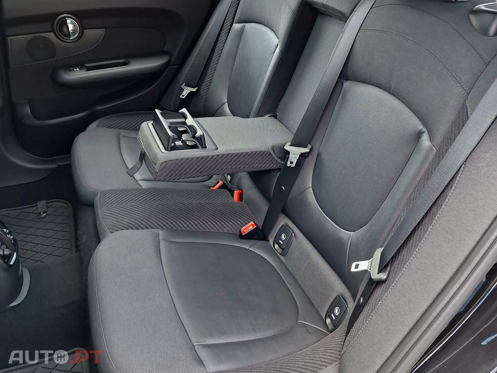 MINI Clubman Cooper D Sport Edition Auto