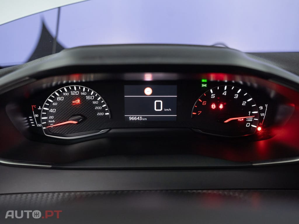 Peugeot 2008 1.2 PureTech Active Pack