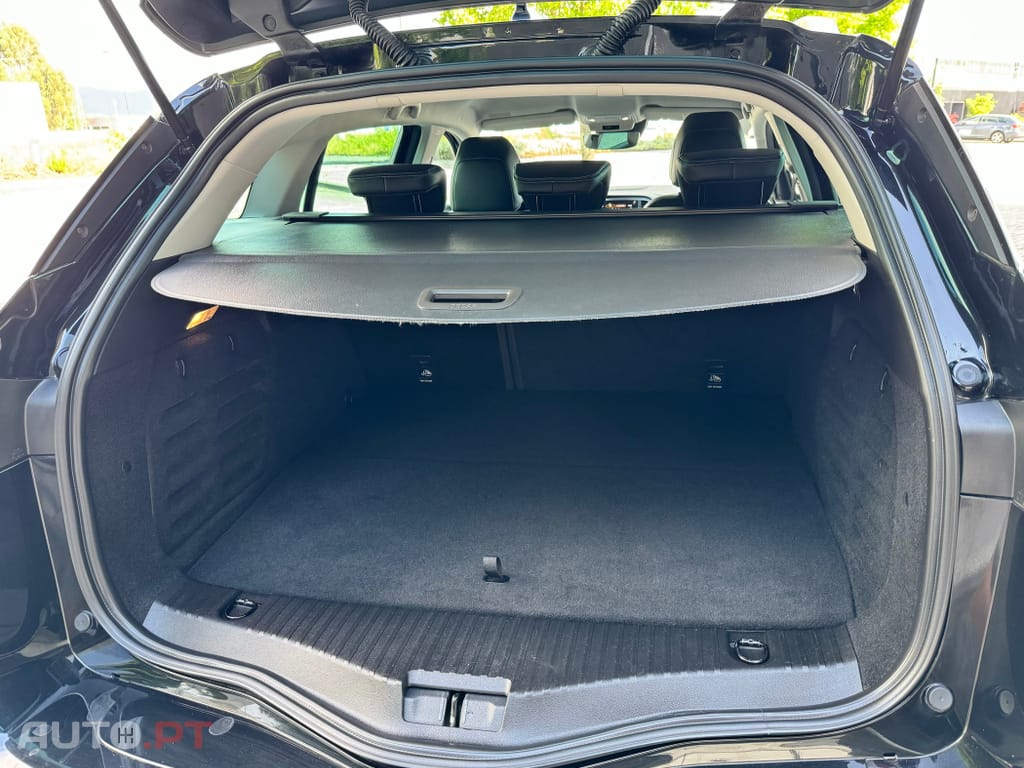 Renault Mégane Sport Tourer 1.6 E-Tech Plug-In Intens