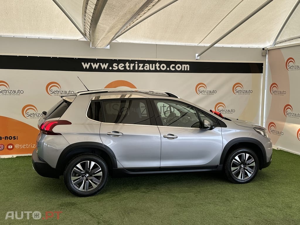 Peugeot 2008 1.2 PureTech Allure