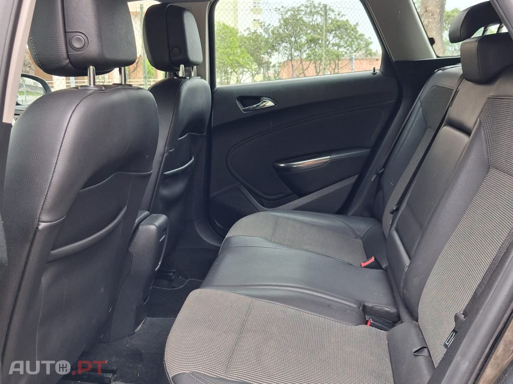 Opel Astra Sports Tourer 1.7 Cdti 2011