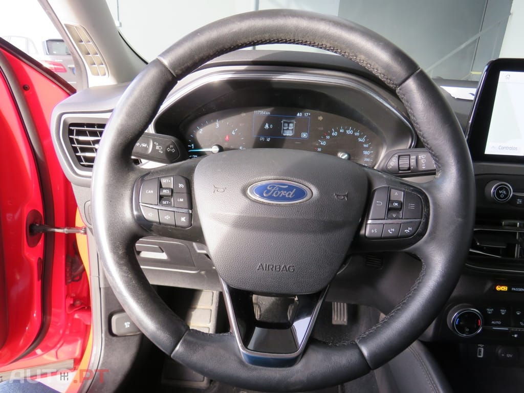 Ford Focus SW 1.5 TDCi EcoBlue Titanium