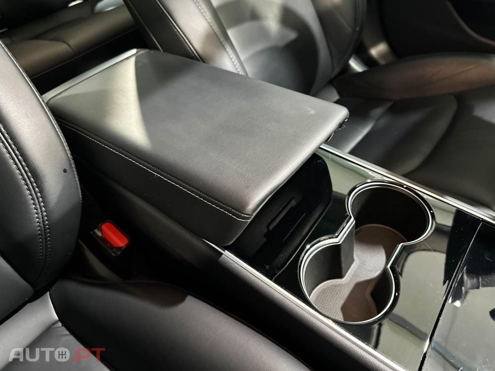 Tesla Model 3 Long-Range Dual Motor AWD