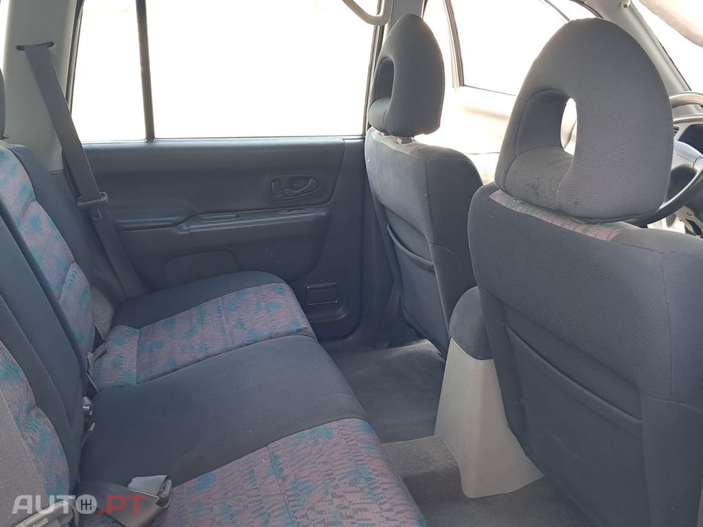 Mitsubishi Pajero Sport 2.5 TD GLS