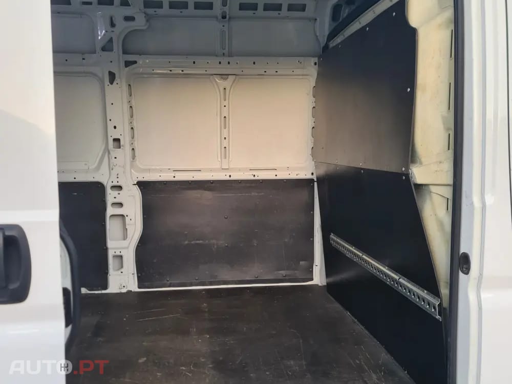 Citroën Jumper 2.0 BlueHDi 33 L3H2 — fotografia 10