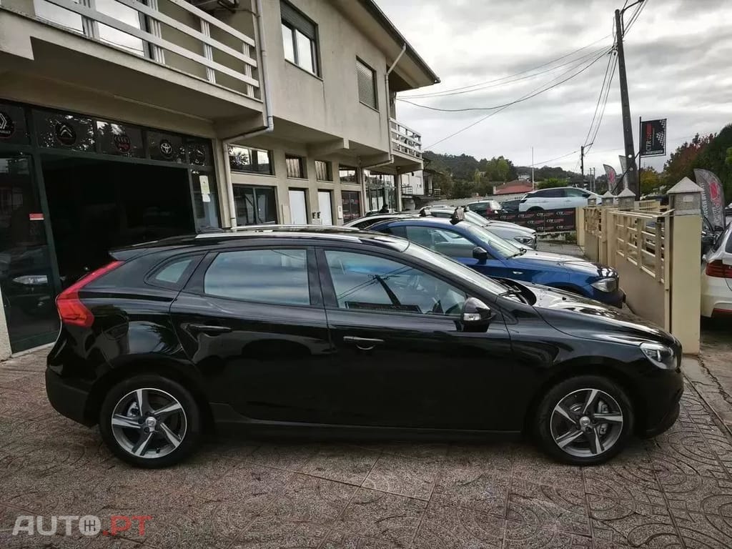 Volvo V40 Cross Country 2.0 D2 Kinetic Geartronic