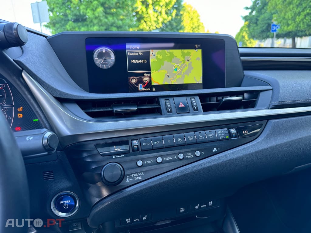 Lexus ES Executive+