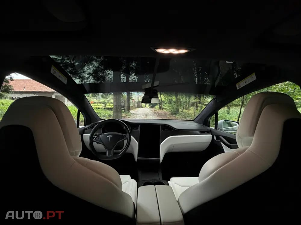 Tesla Model X 100D