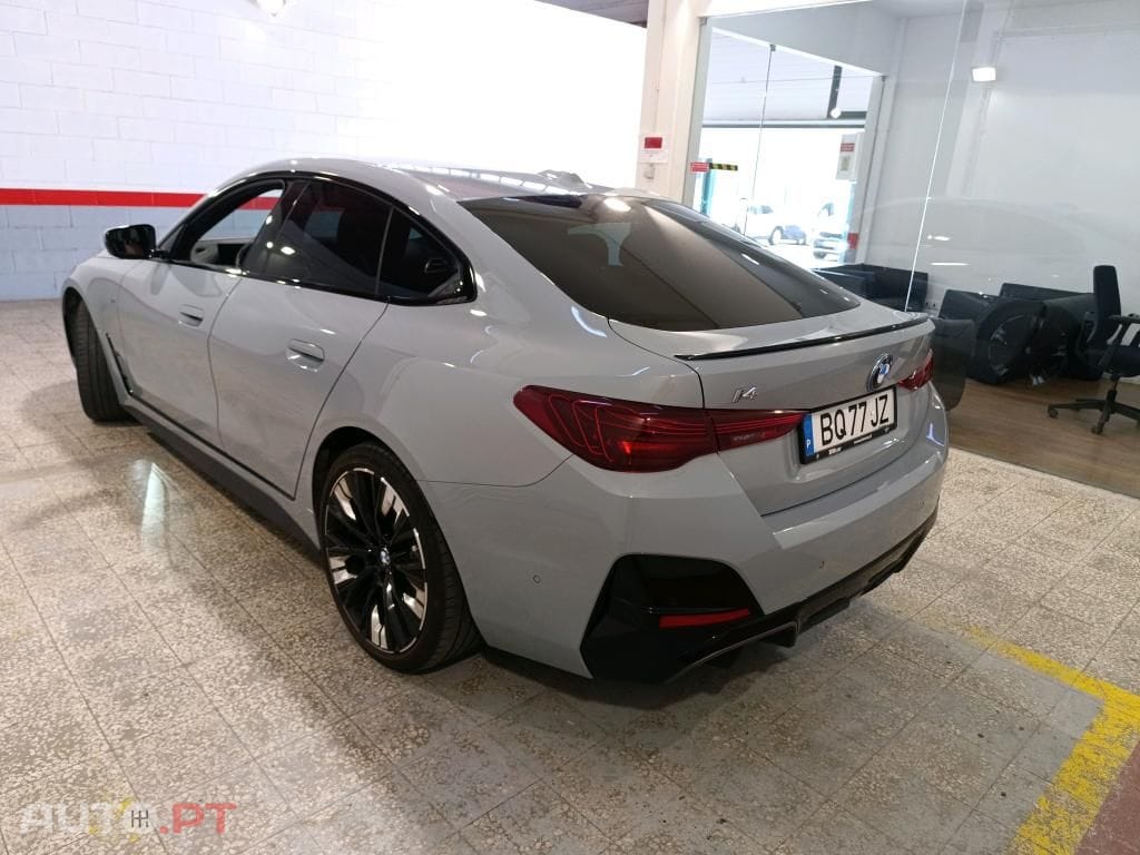BMW i4 eDrive35 Edição Desportiva M