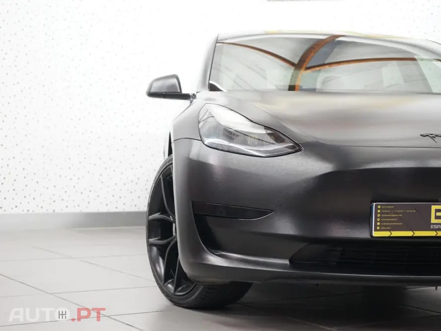 Tesla Model 3 Standard Range Plus RWD