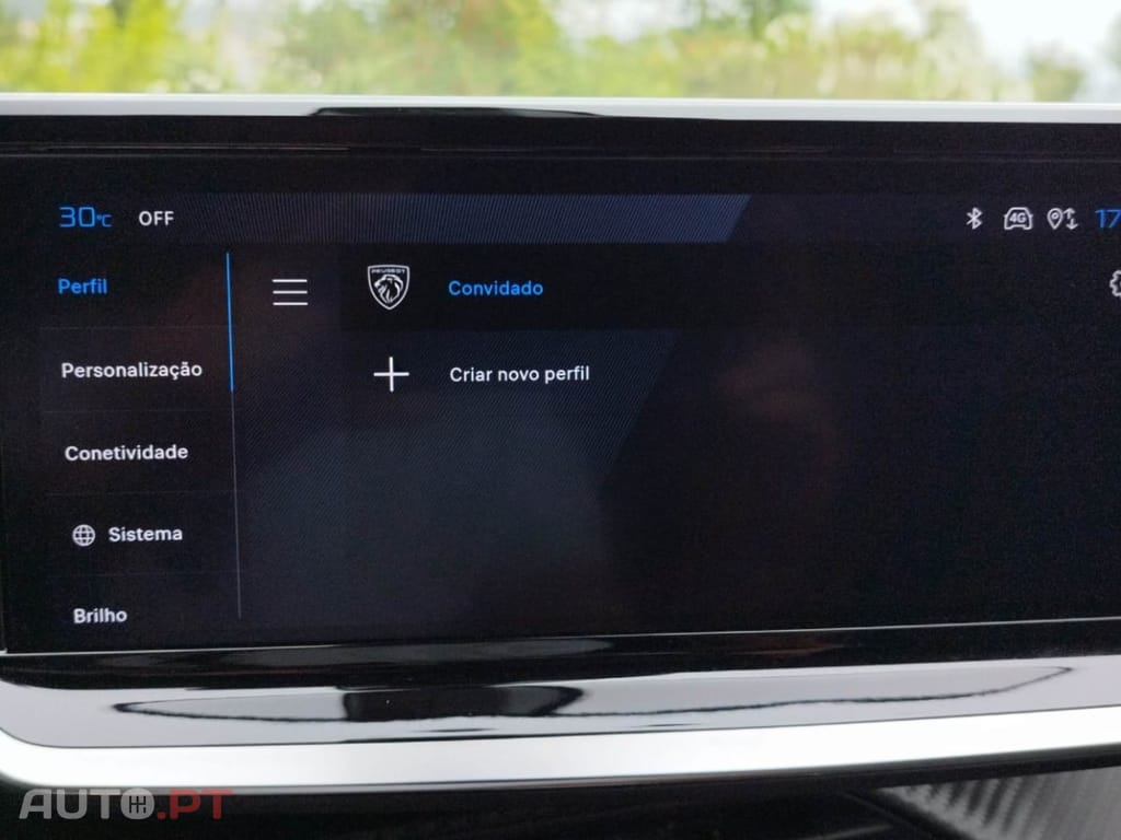 Peugeot E-2008 54 kWh GT