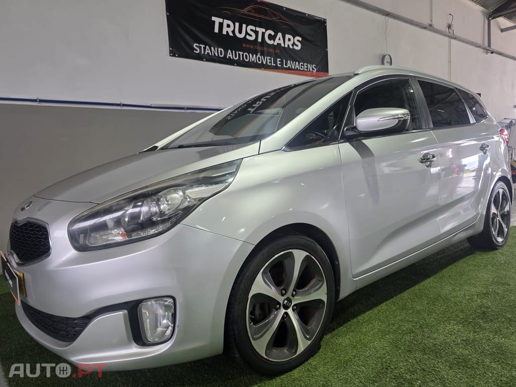 Kia Carens 1.7 CRDi ISG EX