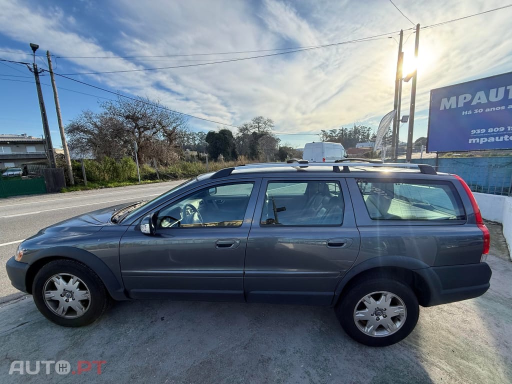 Volvo XC70 2.4 D5 Nivel 2
